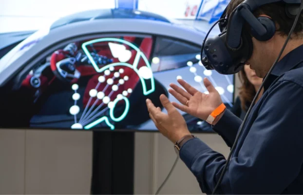 Membuat Augmented Reality bagi Pengembang Perangkat Lunak