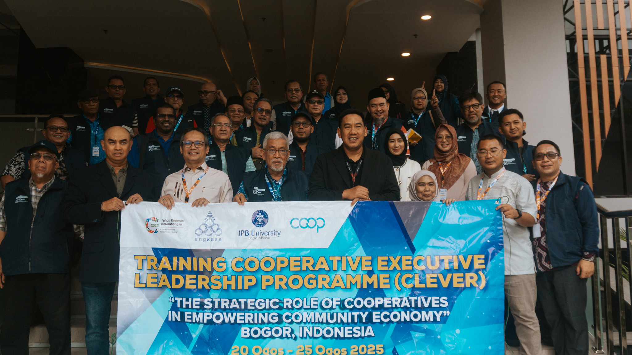 Program CLEVER IPB University Benchmarking ke Kisel Group, Perkuat Kepemimpinan dan Sinergi Koperasi