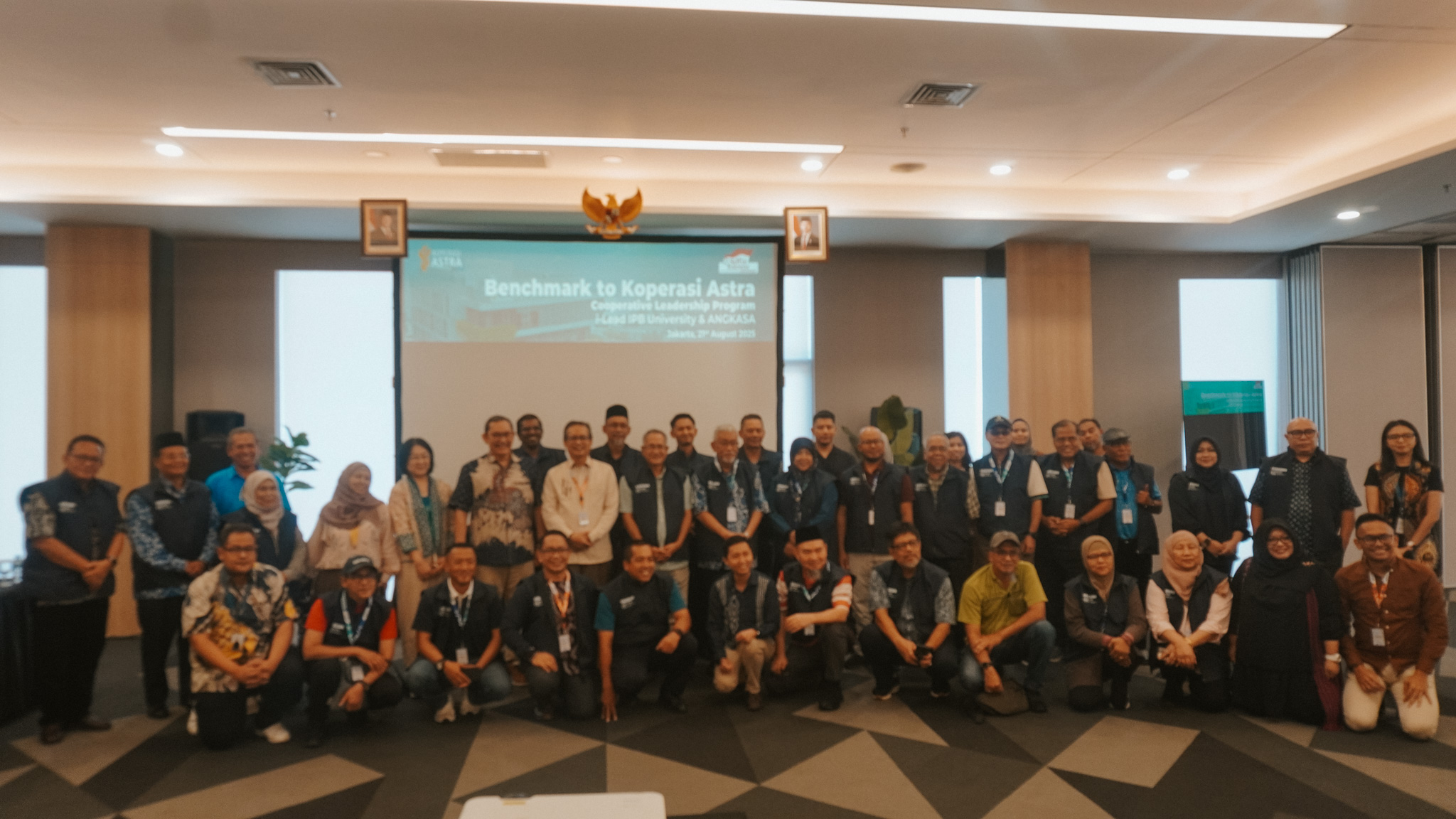 Cooperative Leadership Executive Program (CLEVER): Kolaborasi LKPE IPB dan Angkasa Malaysia Mengunjungi Koperasi Astra