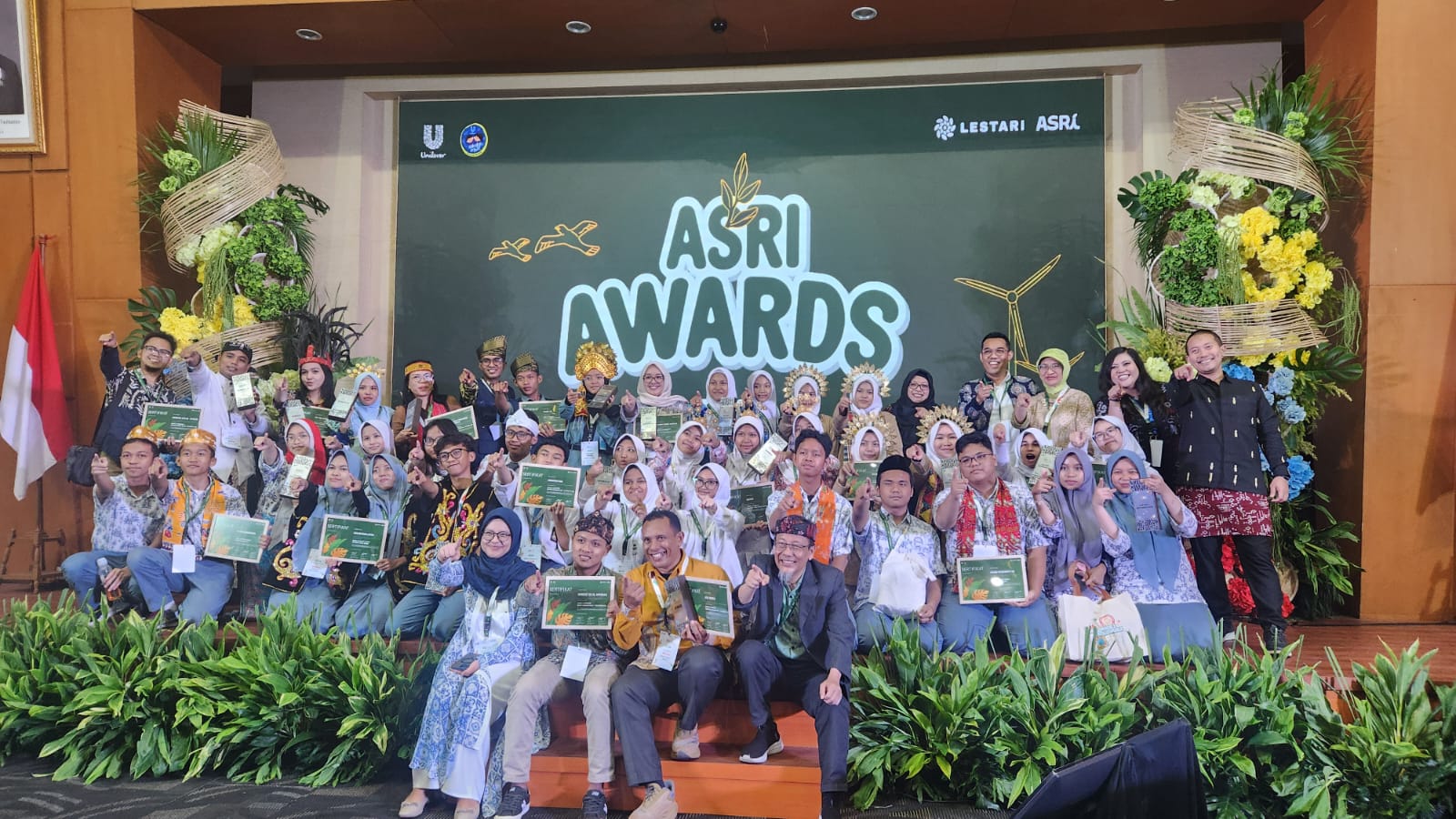 Dari Kelas ke Aksi Keberlanjutan: 19 Tim Terbaik Siswa dan Guru SMAdi Indonesia Raih ASRI Awards 2025
