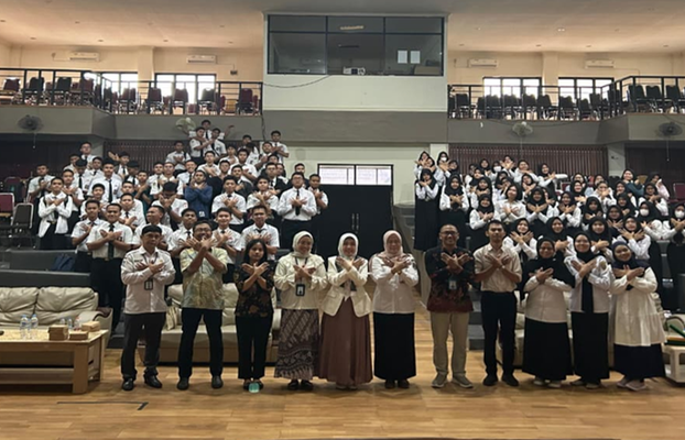 Cetak Generasi Berkarakter GARUDA, LKPE IPB University Dorong Siswa SMAN Banua BBS Tumbuh sebagai Generasi Unggul dan Mandiri